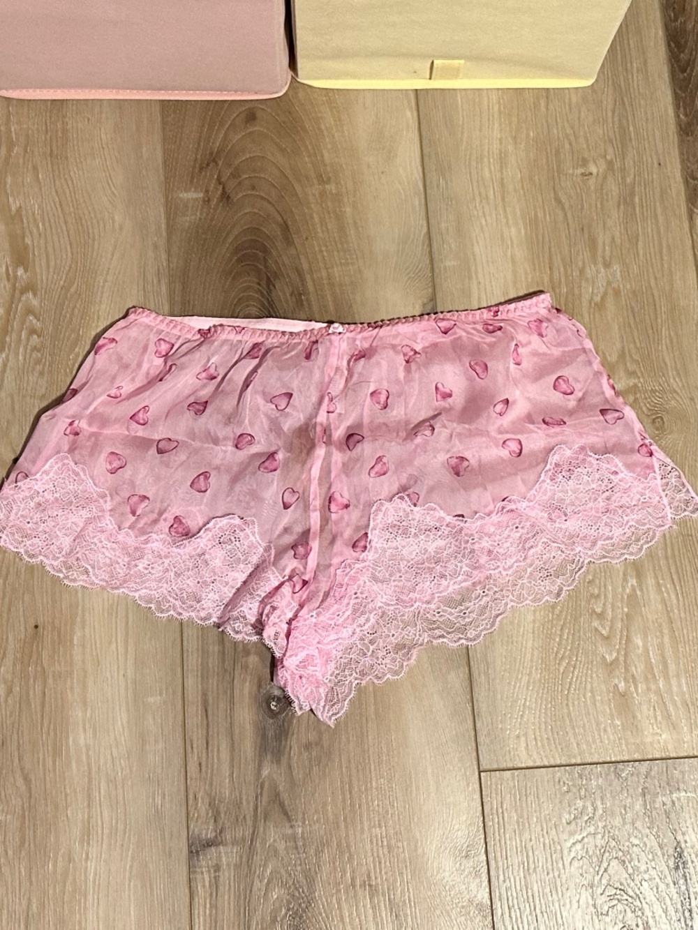 SKIMS Romance Lace Short - NWT